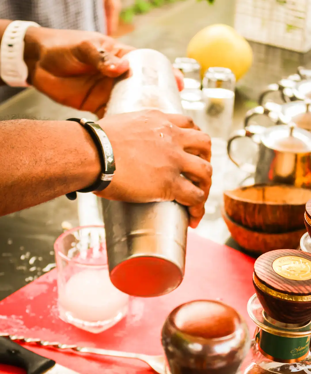 ActivitiesCocktailClass_Tall_1080x1300