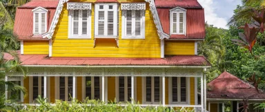 TwoBedDeluxe_Square_1080x1080 TwoBedDeluxe_Square_1080x1080