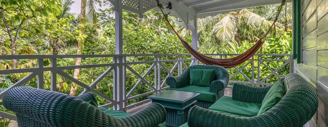 TwoBedPatio_Slide_1620x1080 TwoBedPatio_Slide_1620x1080